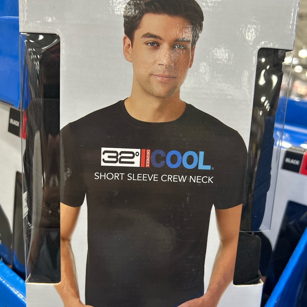 32 Degrees Men's Cool Tee, 3-pack (Black) Stretch Comfort/Quick Dry/Anti-odor